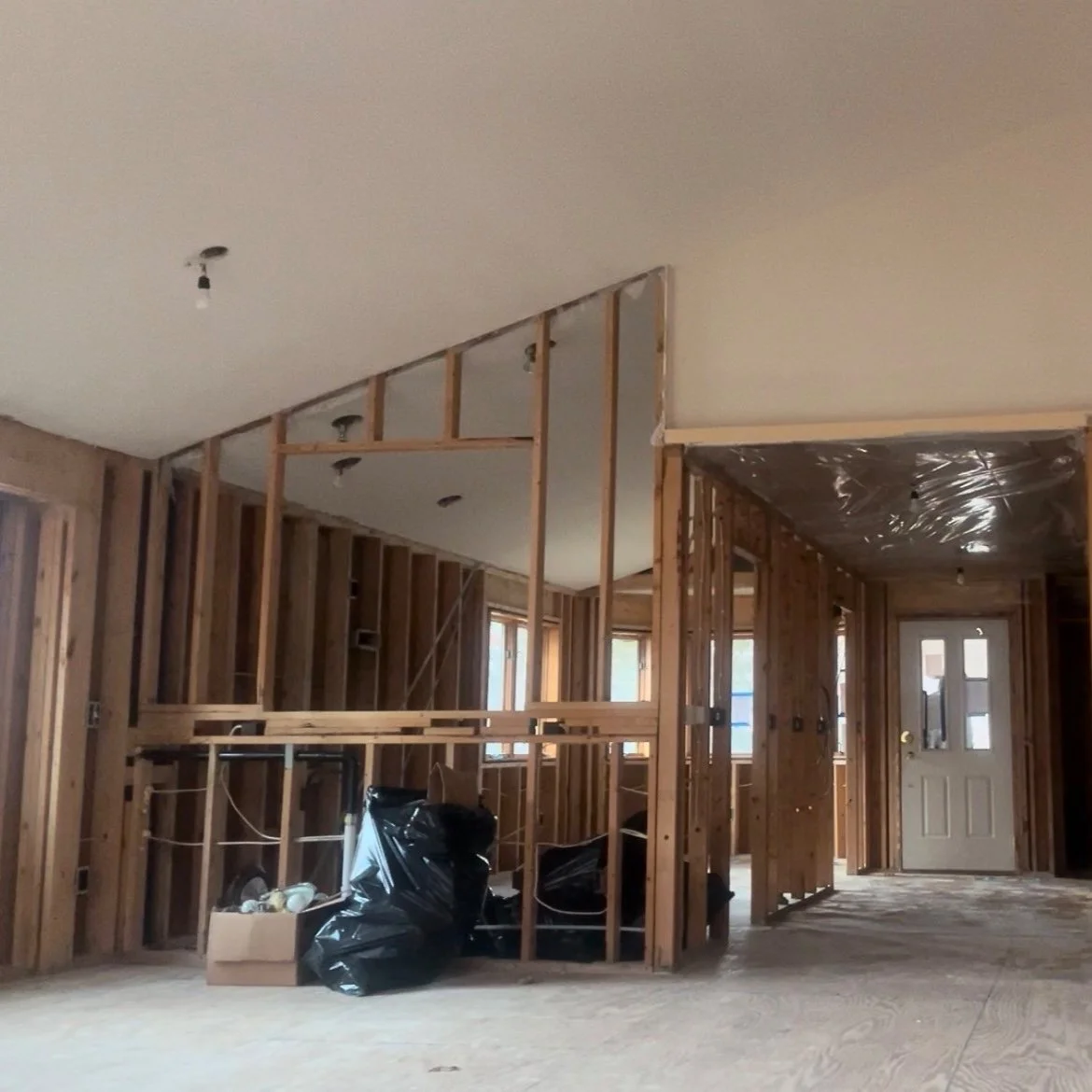 Prior Lake whole home interior before the LBI remodel.